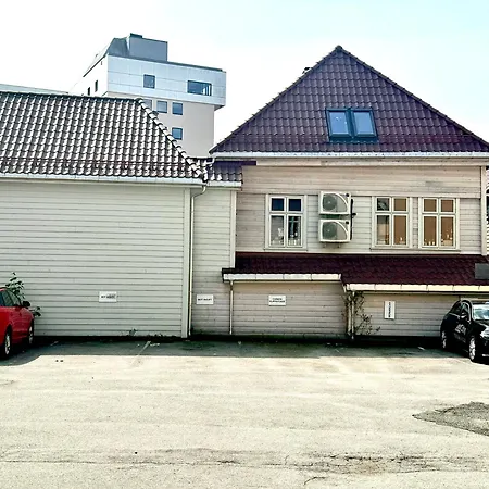 - 303 Apartmán